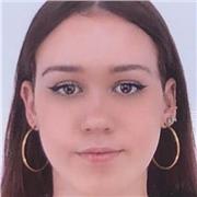 Soy una estudiante universitaria de  Traducción e Interpretación, apasionada por los idiomas y el arte. Apto para todas las edades